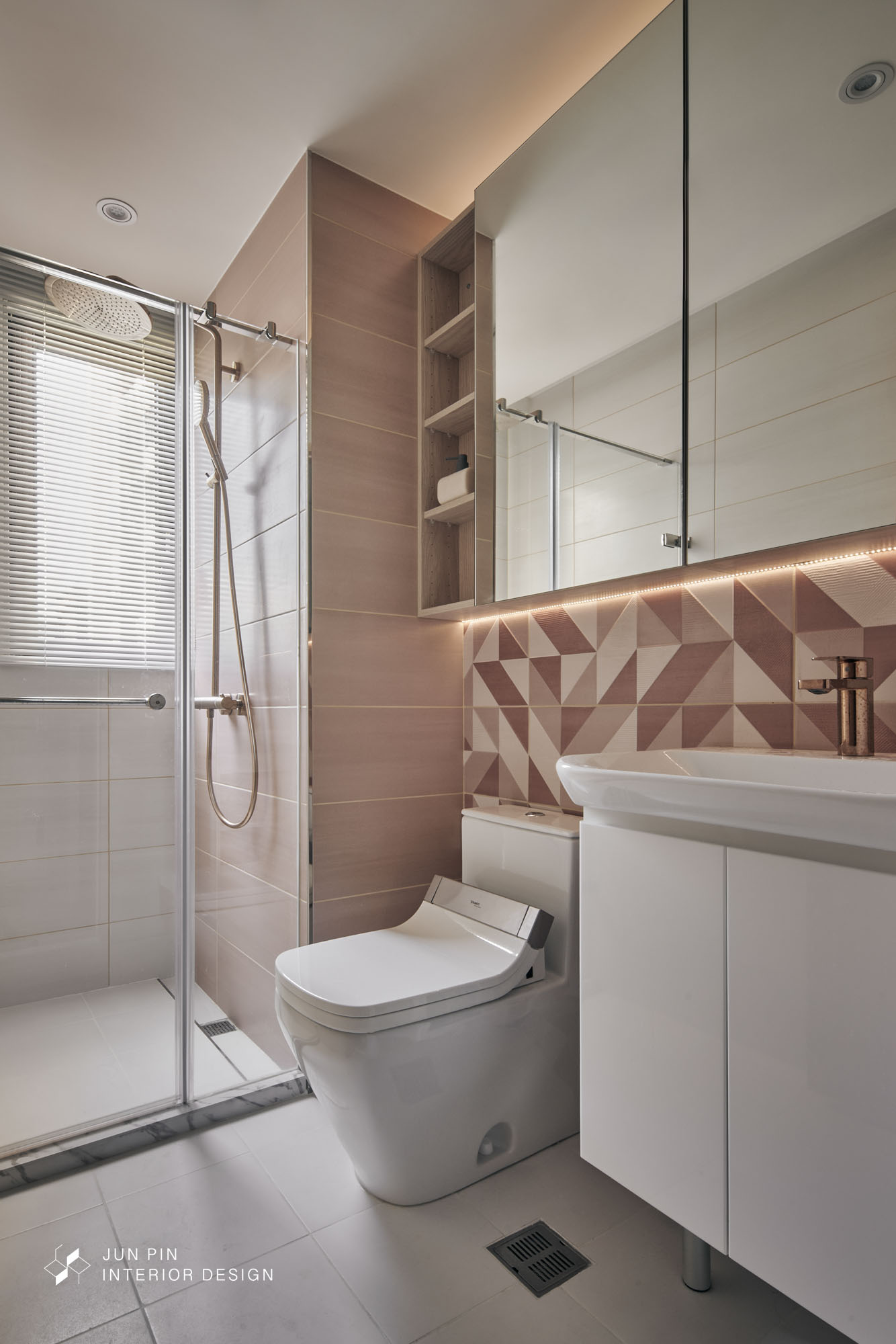 浴室常使用矽利康