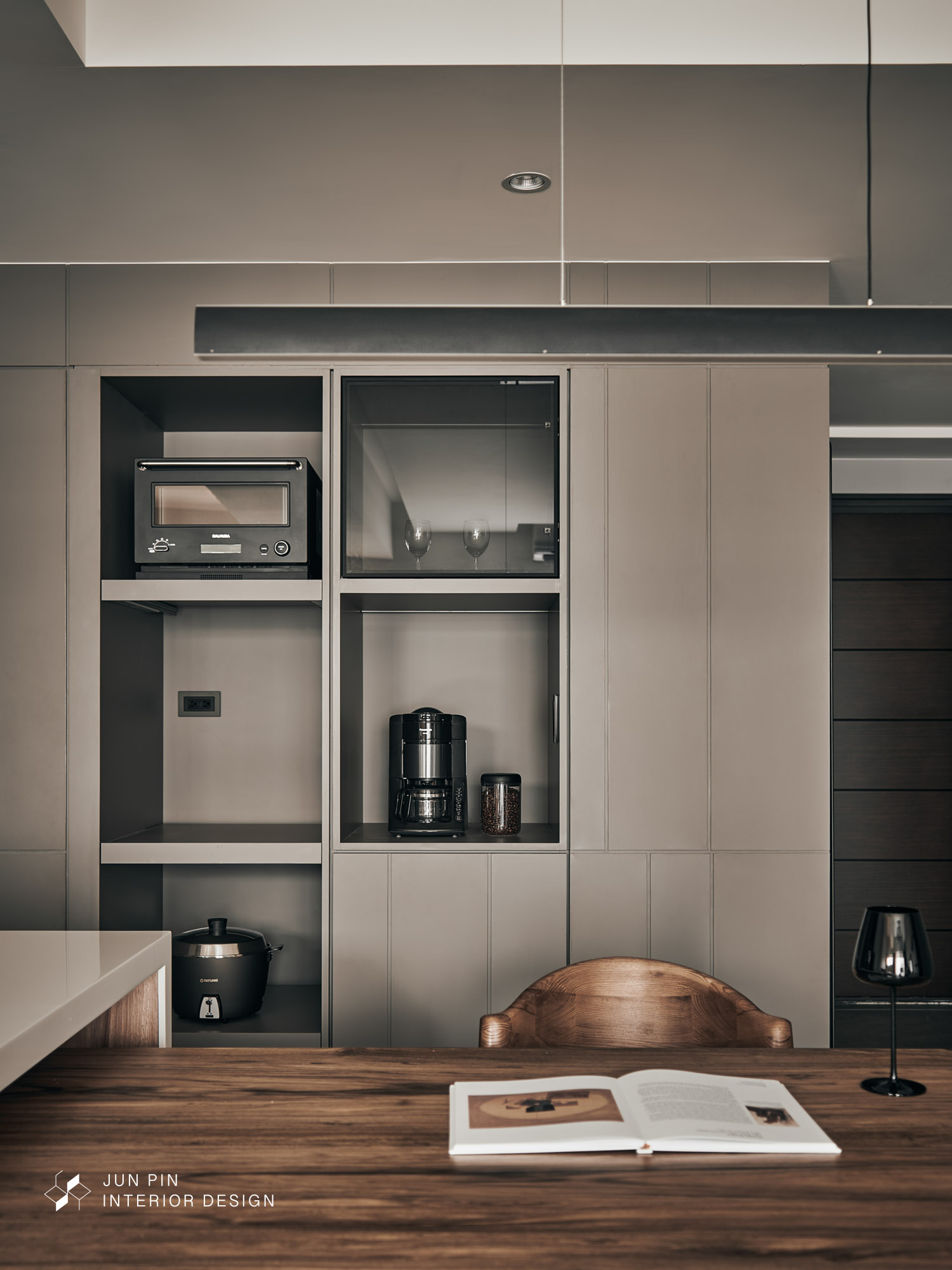 建議規劃櫃體抓預算時,可以用「功能需求+單價估算+施工費用」這3步走