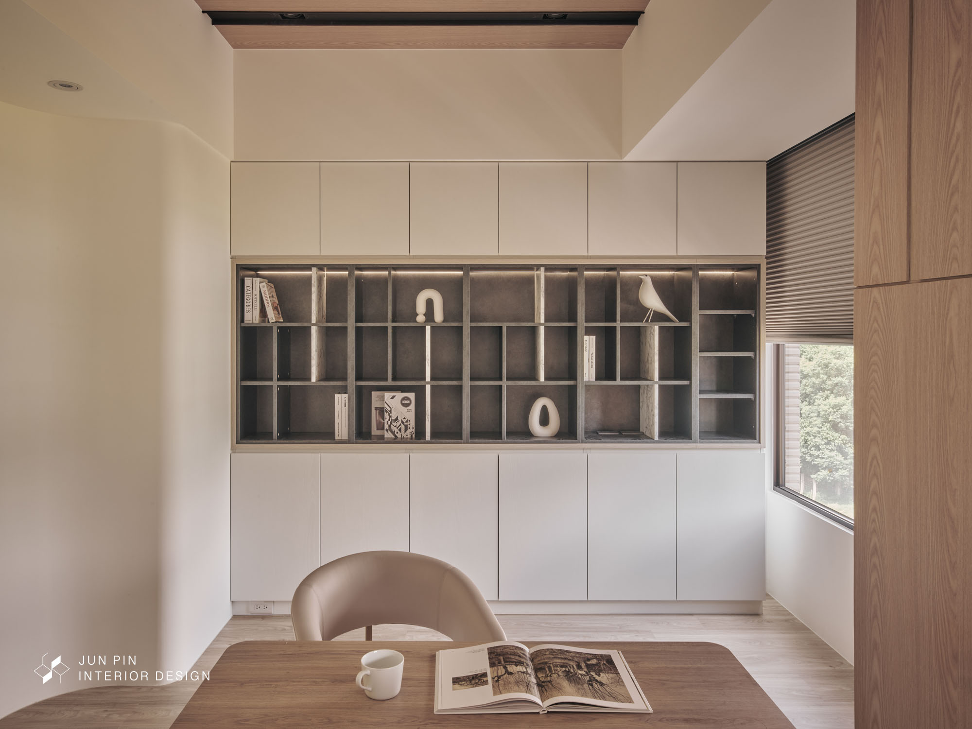 系統櫃工期短、施工方便,是許多屋主快速完成收納規劃的首選