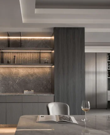 室內設計中，材質混搭是不可或缺的手法